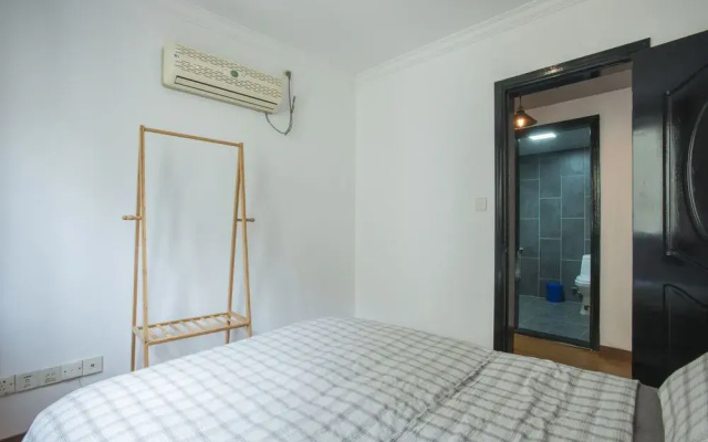 GoNative Downtown Apartment Yu Garden