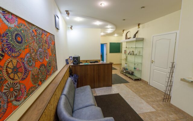 Sun Clarita Living Quarters