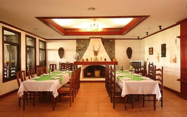 Vansana Plain of Jars Hotel