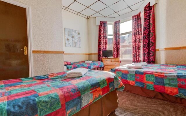 New Promenade hotel