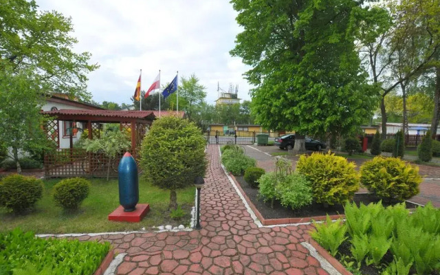 Ośrodek Wczasowy Domino Bis