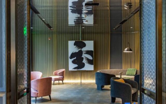 Yangzhou Slender West Lake Hongyuan Garden