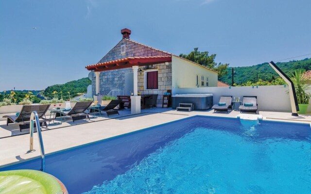 Beautiful Home in Zaton Mali With Wifi and 3 Bedrooms
