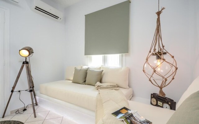 Smirida Suites