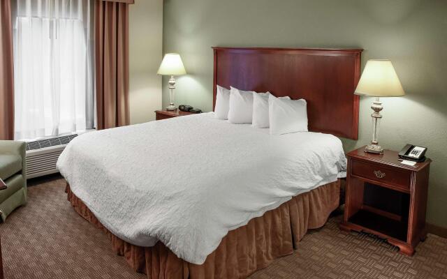 Hampton Inn & Suites Youngstown-Canfield