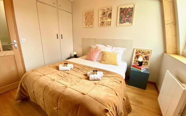 Capella YourHostHelper