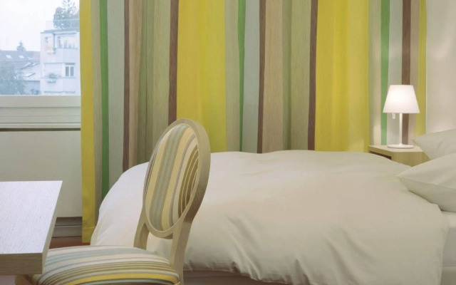 Steinenschanze Charming City & Garden Hotel