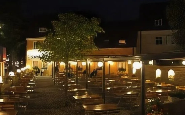 Hotel - Restaurant ZORBAS