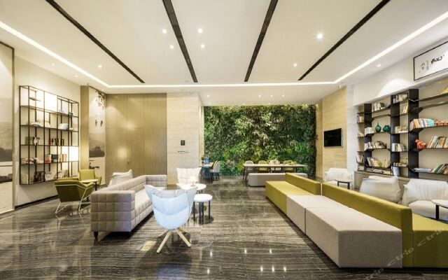 Atour Hotel (Hangzhou Binjiang Binwen Road)