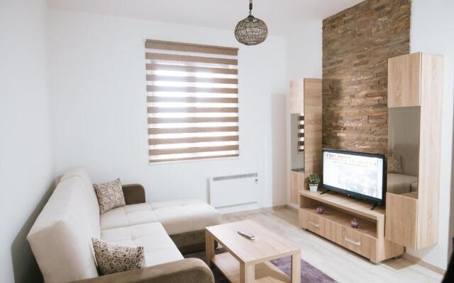 Kraljevi Konaci -Apartmani Bajka