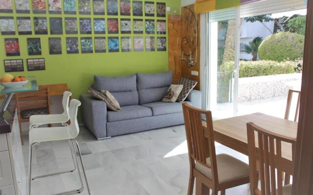 Alcazaba Beach Apartment 3302