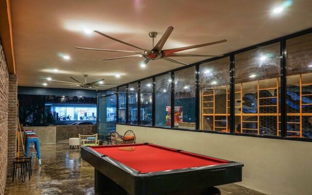HQ Hostel
