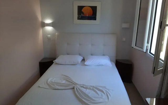 Apartment in Mpenitses With Sea View & Pool