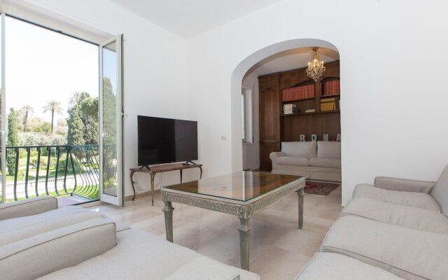 Rental In Rome Colosseum View Luxury Apartment