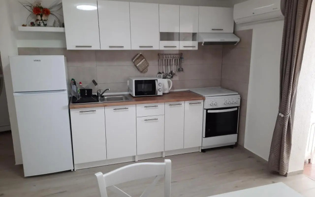 Apartmani Ana-Lora