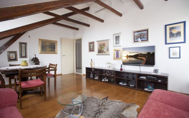 Apartment Split Belvedere
