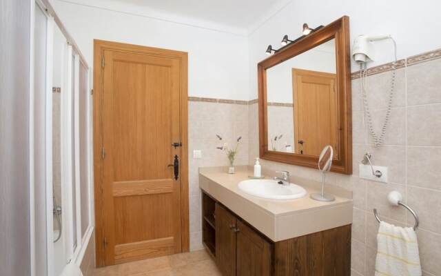 Villa - 4 Bedrooms with Pool and WiFi - 103131