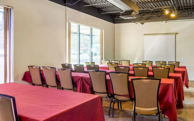 Holiday Inn Express Denver Central North by IHG