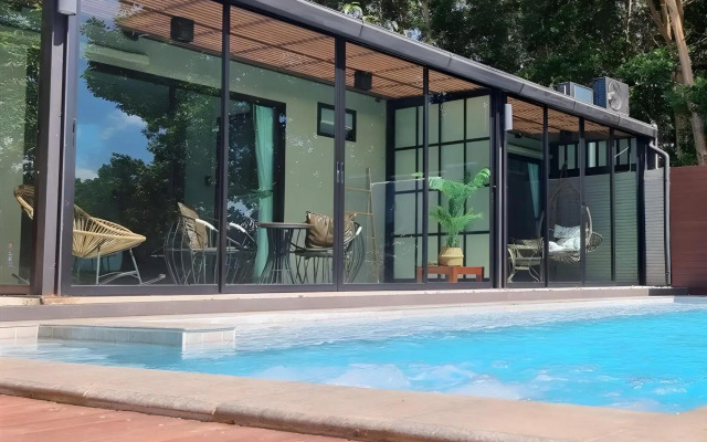 Canvas Family Home