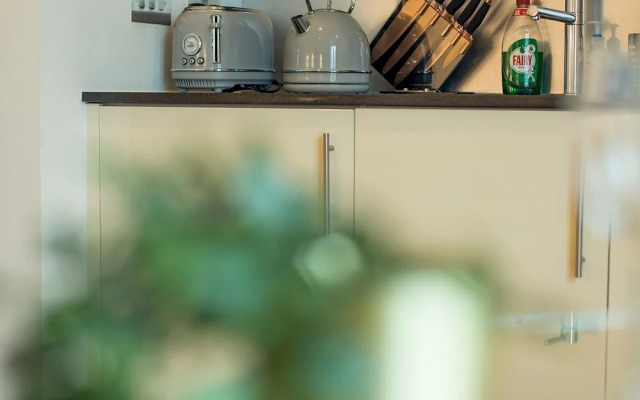 Luxurious 1 Bed Cardiff City Centre Apartment