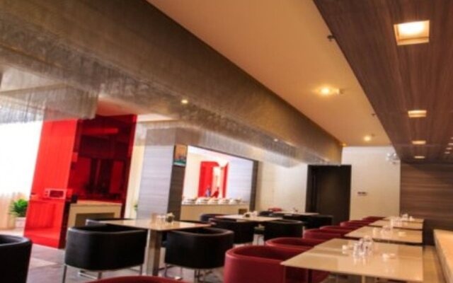 Jinjiang Inn Wuhan Guanggu Avenue Lingjie Road Branch