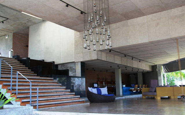 Sea Two Pool Villa Resort