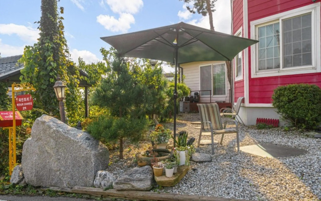 Ganghwado Pine Tree Pension