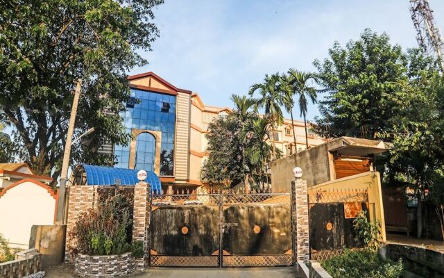 OYO 17255 Hotel Kanika Inn