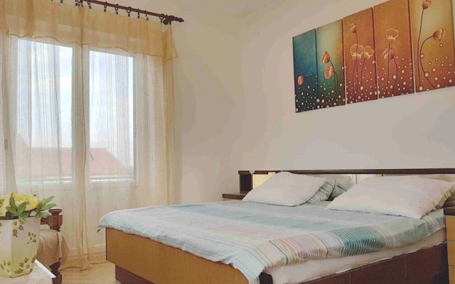 Domed - Close to the sea & Comfortable - A1