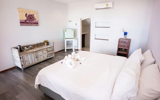 Mumsa Beach Resort & Restaurant