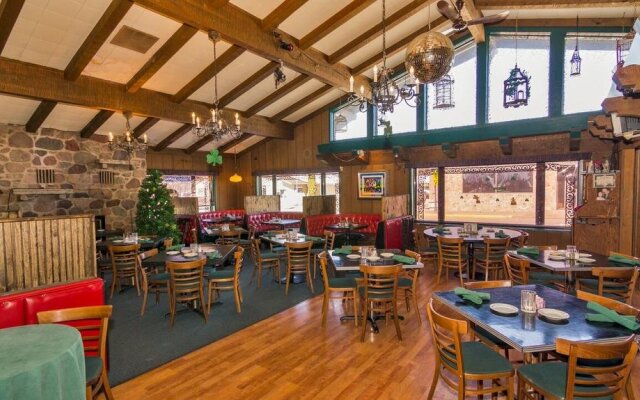 Oneida Village Inn