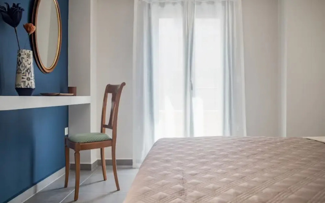 Elegant City Apartment - 250m From Solomos Square