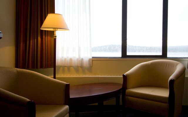 Coast Discovery Inn