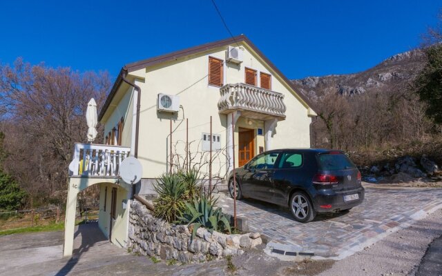 Apartment Jelena