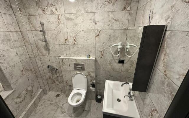 Lucca Suites Hotel