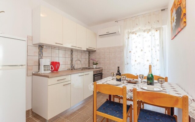 Beautiful Home in Crikvenica With Wifi and 6 Bedrooms
