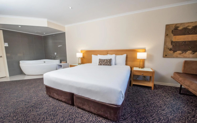 Best Western Plus Hovell Tree Inn