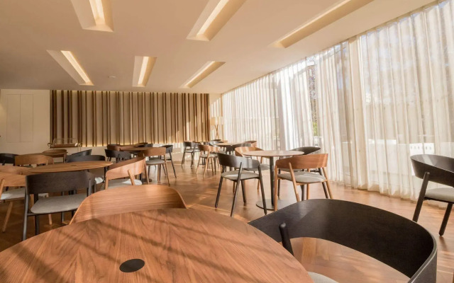 Hotel Girassol - Suite Hotel