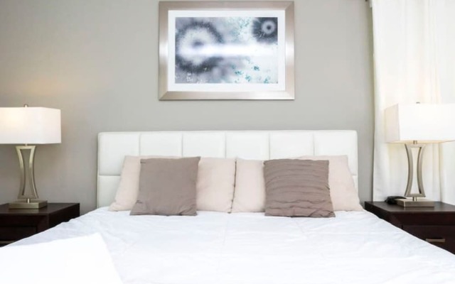 8912 Amazing 6BD Home