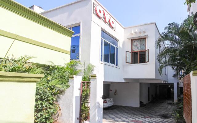 R-inn by OYO Rooms