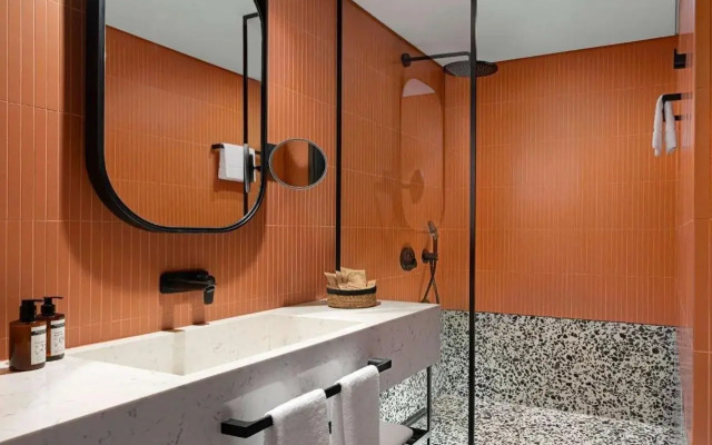 Mövenpick Hotel Istanbul Marmara Sea