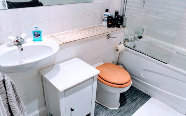 2 Bedroom Penthouse in Edinburgh