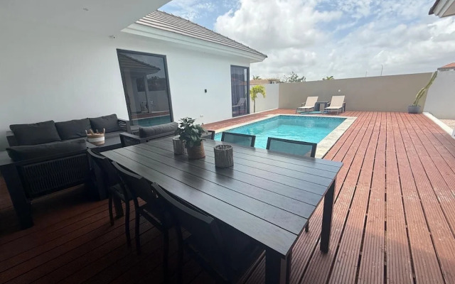 Villa Milamor Curacao - Harmonie, Grote Berg