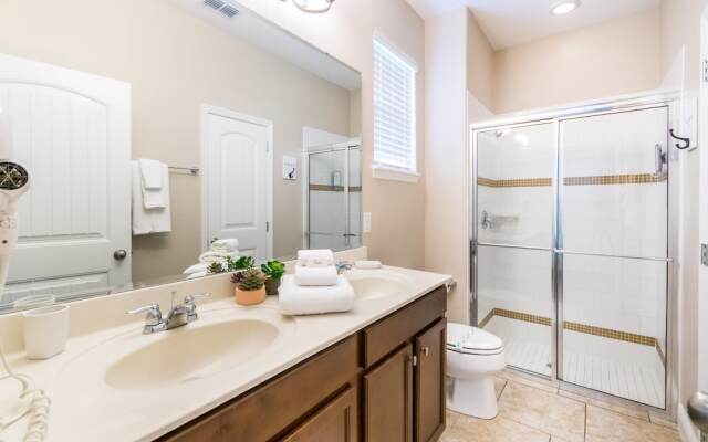 Solterra - 4167 Oaktree Drive