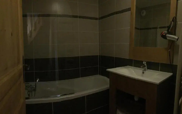 Joli T4 à Vars dans Résidence 4 étoiles