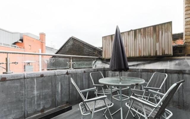 Trafalgar Square Apartments