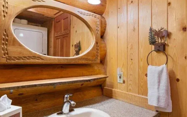 Moosehead Lodge