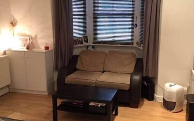 Forest Hill 1 Bedroom Flat