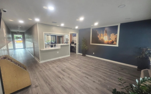 Sunrise Inn by OYO Titusville FL