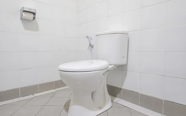 Super OYO 1568 Stasiun Ka Cirebon Guest House